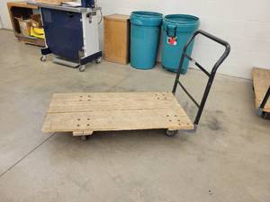 lot 11 image: Rolling Warehouse Cart