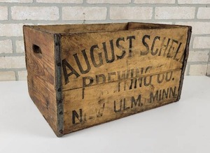 lot 450 image: Antique August Schell Brewing Co. New Ulm, MN Wood Crate