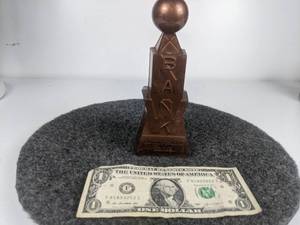 lot 553 image: Vintage Northwestern Banks Coin Bank - Minneapolis Weather Ball