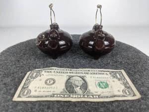 lot 578 image: Vintage Redware Teapot Salt & Pepper Shakers