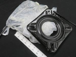 lot 32 image: 2 NEW BOAT SEAT SWIVEL SEAT BASES