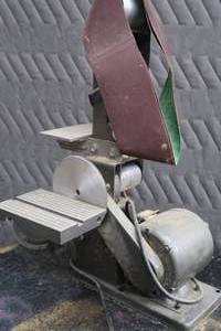 lot 90 image: ELECTRIC BELTAND 6 DISC  SANDER.