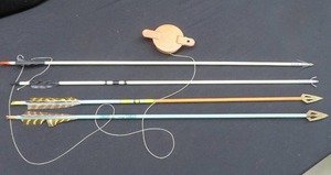 lot 64 image: BOW FISHING ARROWS