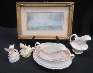 lot 80 image: VINTAGE DECOR