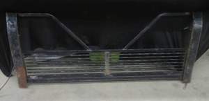 lot 97 image: SOLID METAL TAIL GATE