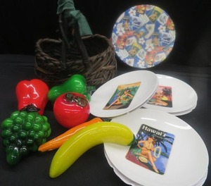 lot 118 image: GLASS FRUIT AND 3 HAWAIIAN PUPU PLATES