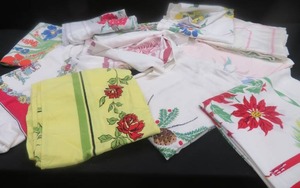 lot 119 image: 11 BRIGHT VINTAGE TABLE CLOTHS