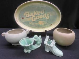 lot 124 image: VINTAGE POTTERY AND TIN