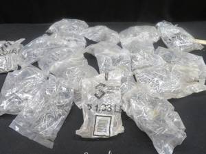 lot 143 image: NEW T POST CLIPS