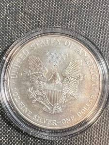lot 33 image: 1997 AMERICAN SILVER EAGLE IN AIRTITE