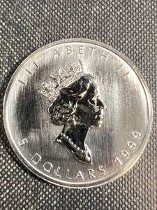 lot 38 image: 1999 CANADA $5 MAPLE LEAF 1 TROY OZ .9999 FINE SILVER