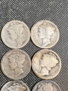 lot 44 image: 7 EARLY DATE US MERCURY SILVER DIMES 1916-1919-S