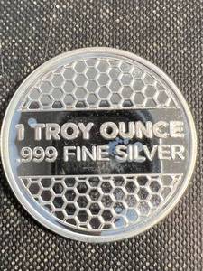 lot 58 image: 1 TROY OZ .999 FINE SILVER 9 FINE MINT ROUND