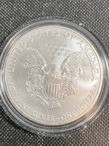 lot 71 image: 2012 AMERICAN SILVER EAGLE IN AIRTITE