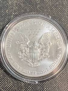 lot 73 image: 2013 AMERICAN SILVER EAGLE IN AIRTITE