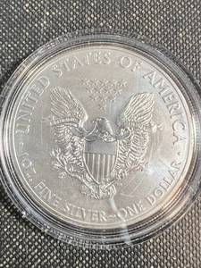 lot 80 image: 2015 AMERICAN SILVER EAGLE IN AIRTITE