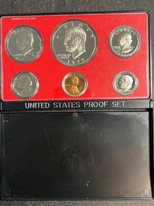 lot 95 image: 1977 US PROOF SET IN ORIGINAL PACKAGING
