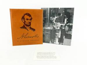 lot 218 image: 1992 A. Lincoln - A Limited Edition - An Illustrated Biography Leather Bound Book
