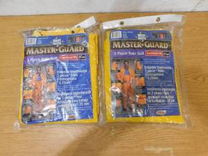 lot 61 image: 2 - Large 3 piece rain suits - New