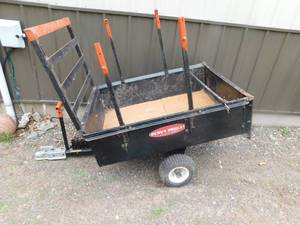 lot 66 image: Heavy hauler Garden Utility Trailer - 48 x 36 x 12