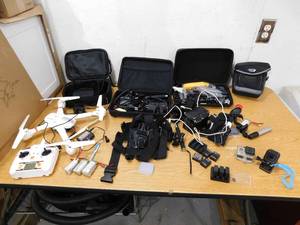 lot 139 image: Massive Go pro Hereo Lot - & drone