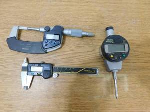 lot 115 image: (3) Mitutoyo Measurement Tools - Precision Tools