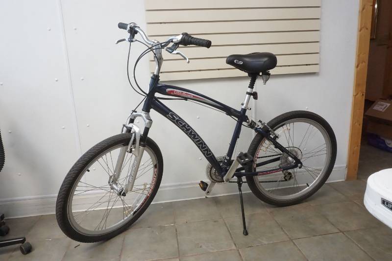 Schwinn midtown best sale 21 speed