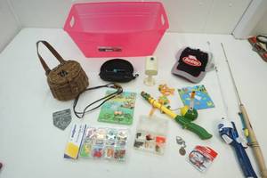 lot 58 image: Fishing items
