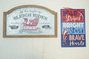 lot 77 image: Signs