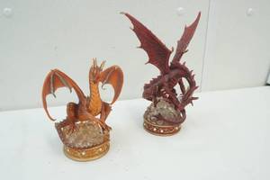 lot 89 image: Treasure Dragons