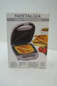 lot 99 image: Nostalgia sandwich maker