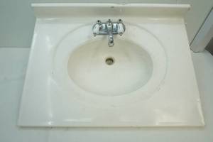 lot 218 image: lavatory sink