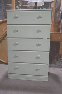 lot 254 image: chest of drawers