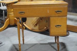 lot 255 image: sewing machine cabinet