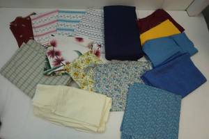 lot 287 image: variety of fabric