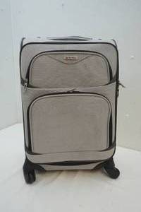 lot 291 image: Tag carry on bag