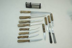 lot 328 image: knives
