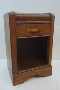 lot 354 image: side table