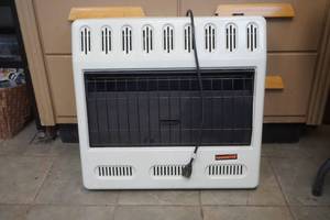 lot 365 image: unvented garage heater