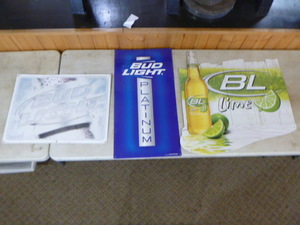 lot 13 image: 3 Bud Light Tin Signs