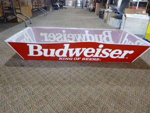 lot 33 image: Budweiser Party Beer Tub