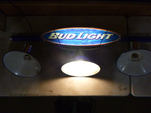 lot 38 image: Bud Light Pool Table Light