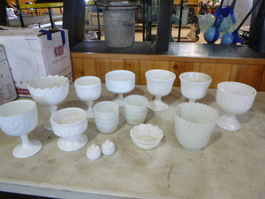 lot 56 image: White Glass Collection