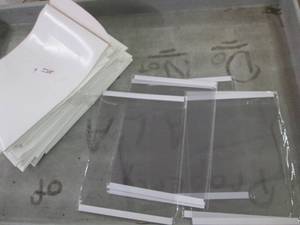 lot 9 image: 16 packages of 6 magic sign holders...