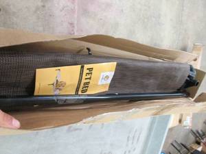 lot 14 image: pet bed...