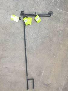 lot 43 image: 4 metal garden flag stands...