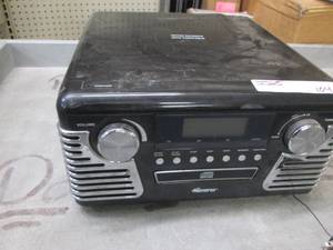 lot 104 image: memorex retro cdamfm with turntab...