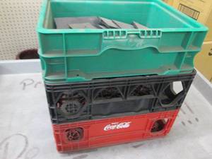 lot 100 image: 3 plastic trays ...