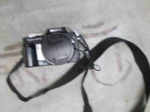 lot 101 image: sony cybershot camera no battery or...
