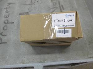 lot 78 image: 3 boxes 4 pcs per box of e track j ...